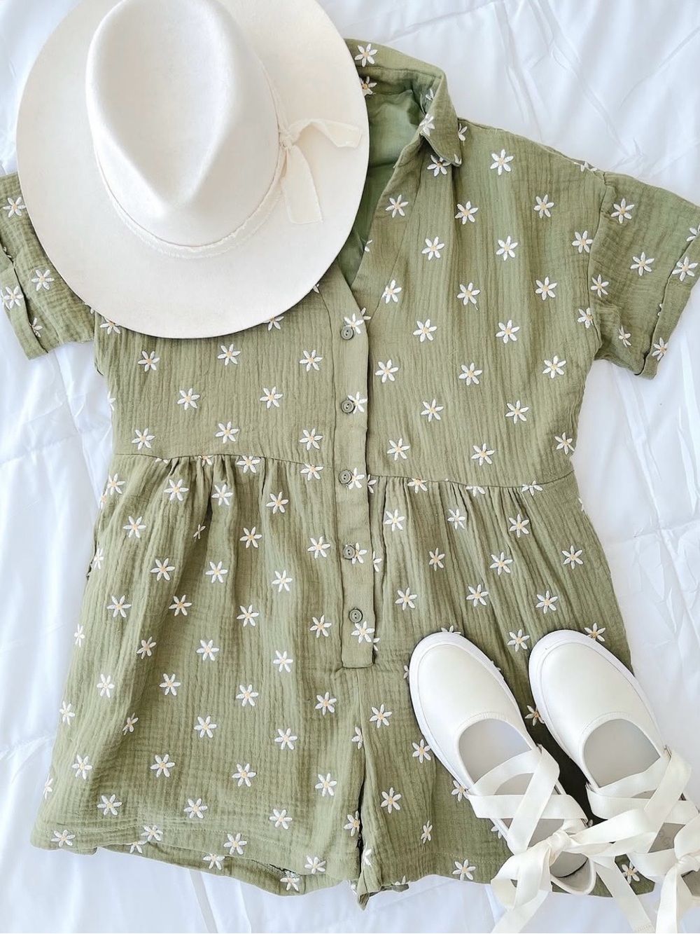 Piper & Scoot Galarza Button-Up Floral Romper in Olive Green - M
